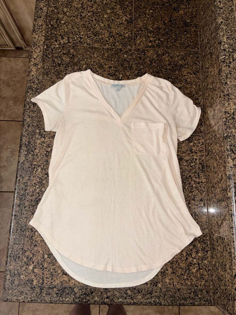 Charlotte Russe Light Pink V-Neck Pocket T-Shirt Size S